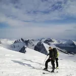 Senjavista, Near Nature, Sea And Mighty Mountains * Skaland
