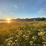 Dom wakacyjny Senjavista, Near Nature, Sea And Mighty Mountains Skaland