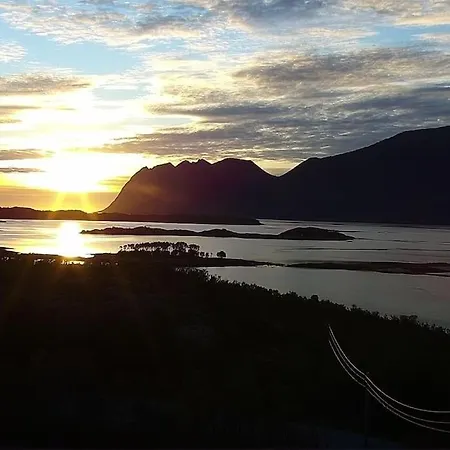 Senjavista, Near Nature, Sea And Mighty Mountains Dom wakacyjny Skaland