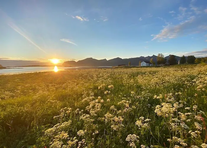 Ferienhaus Senjavista, Near Nature, Sea And Mighty Mountains Skaland