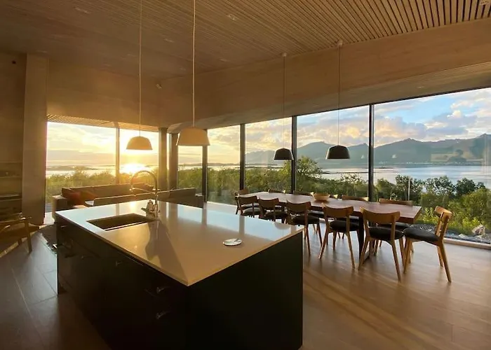 Ferienhaus Senjavista, Near Nature, Sea And Mighty Mountains *