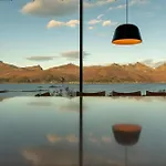 Senjavista, Near Nature, Sea And Mighty Mountains 펜션 Skaland